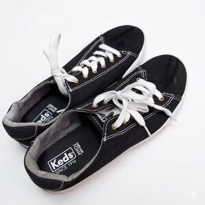 Keds black canvas lace-up sneakers size 8